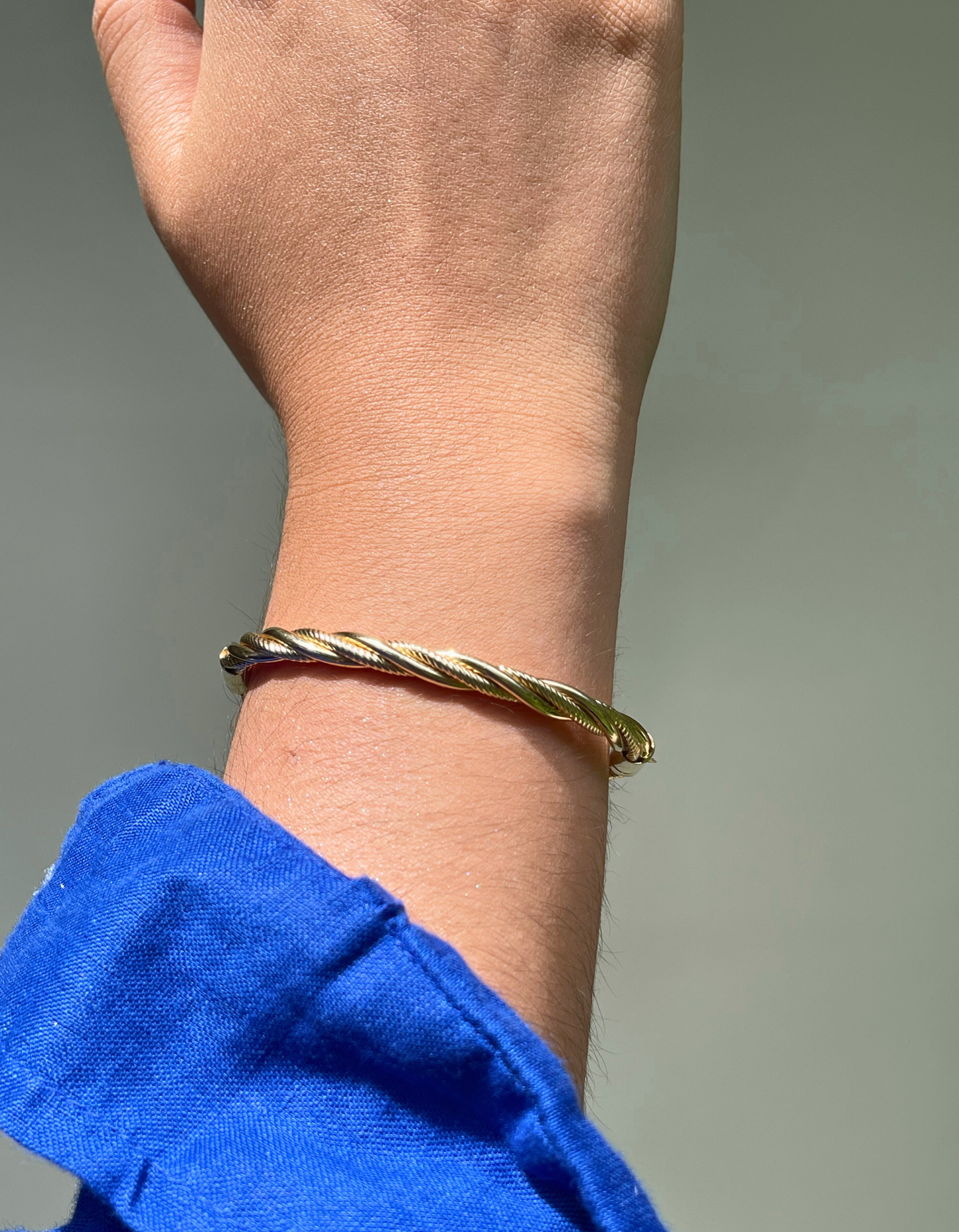 14K Twisted Hinge Bangle Bracelet
