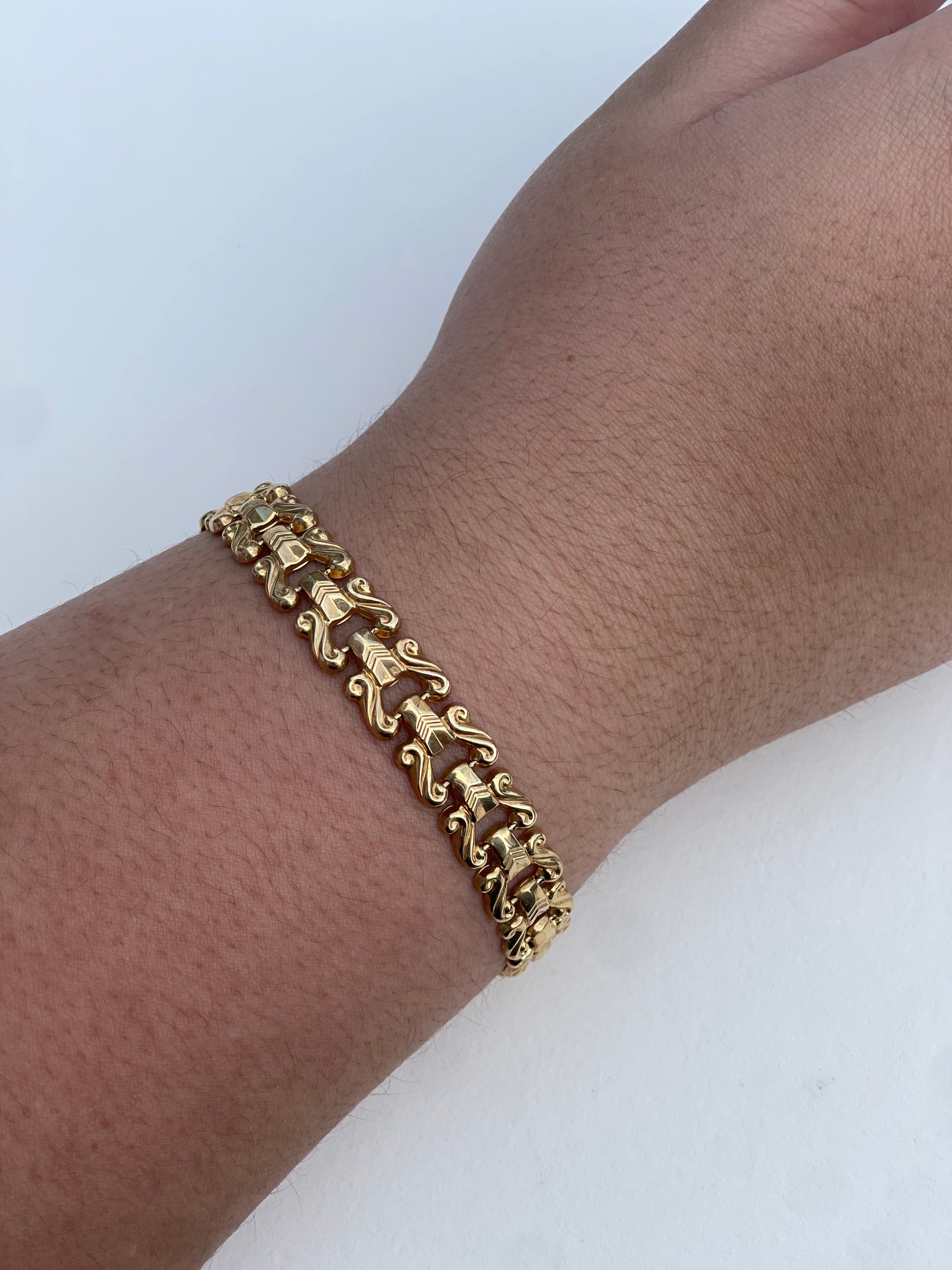 14K Victorian Design Link Bracelet