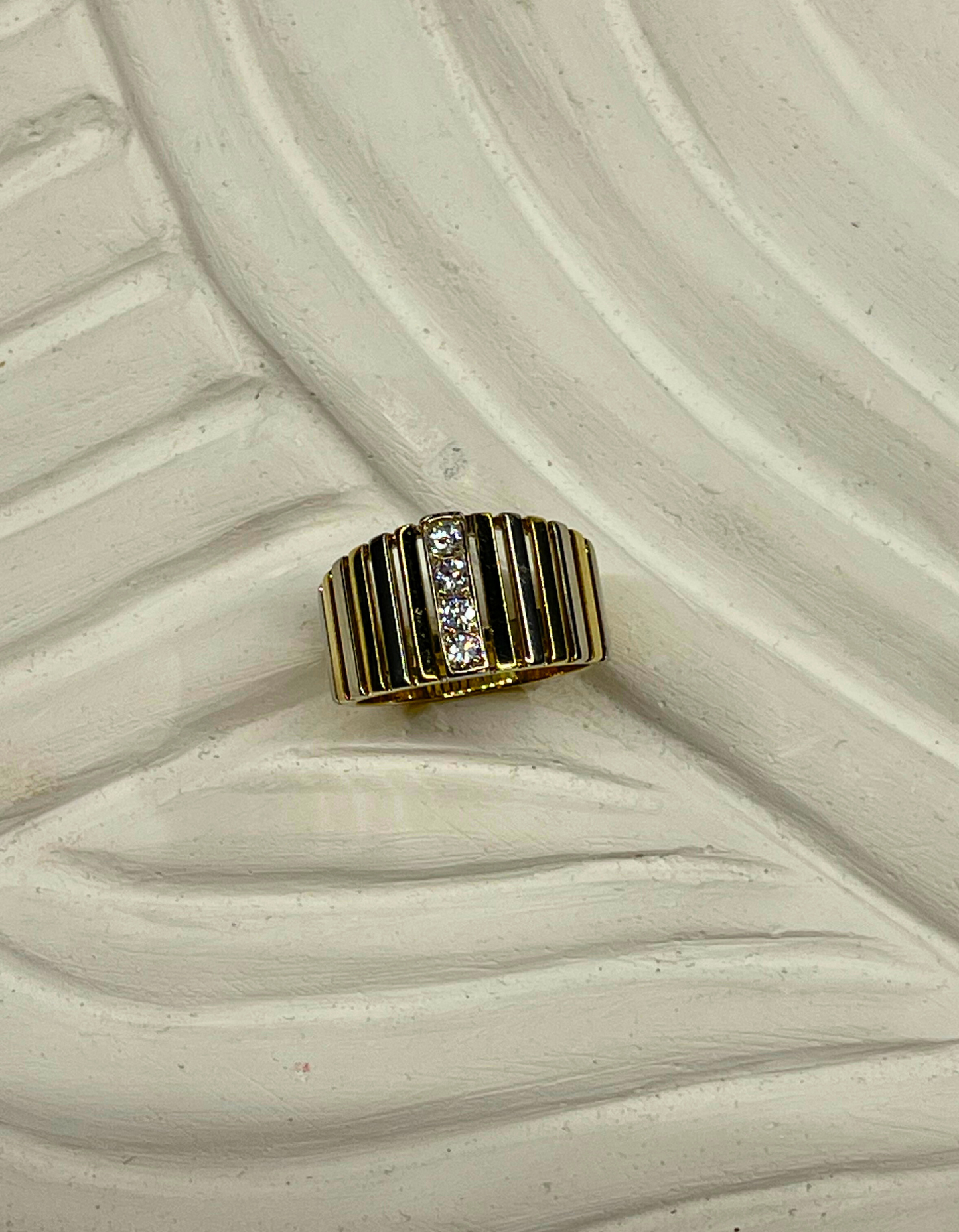 18K Two Tone Diamond Ring