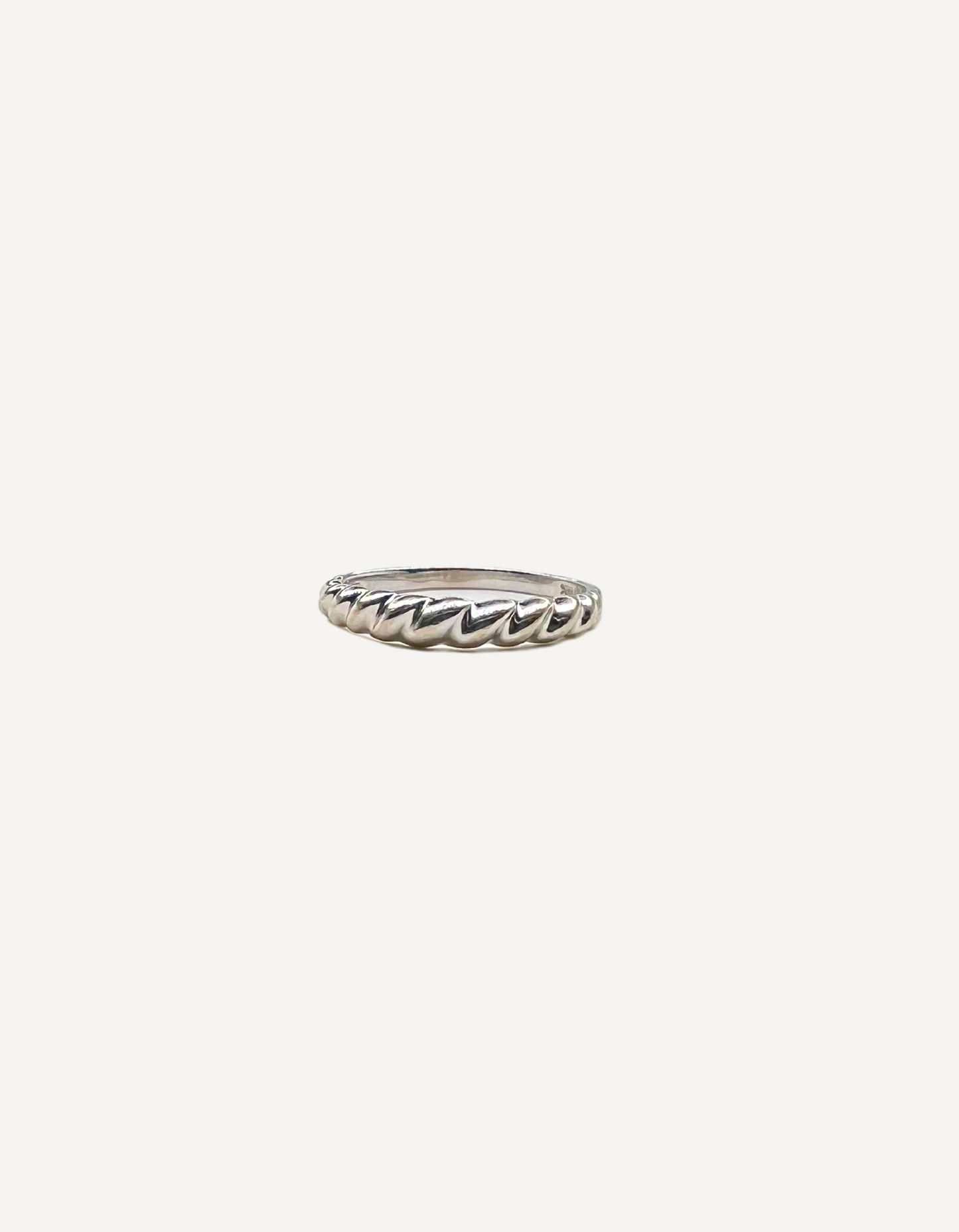 14K Twist Design Ring